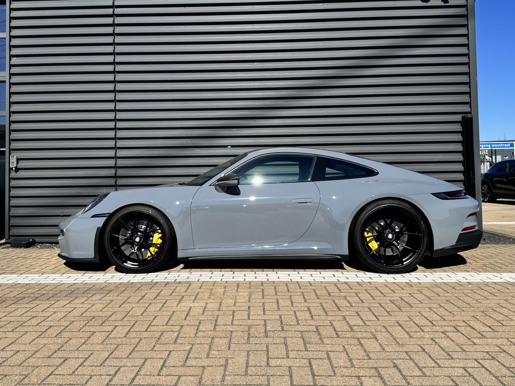 Porsche 992 GT3 Touring
