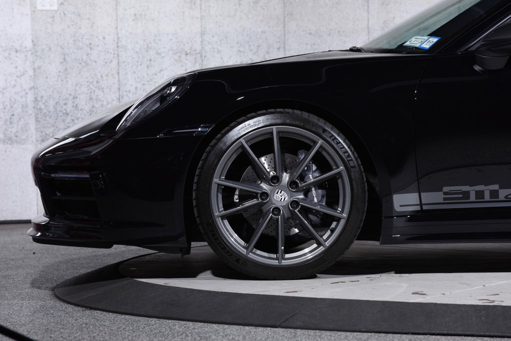 Porsche 992 Carrera T