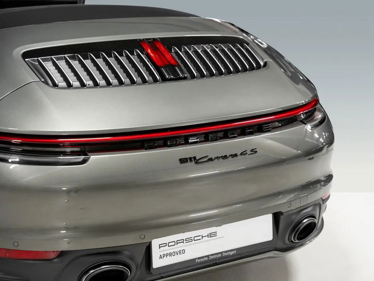 Porsche 992 Carrera 4S