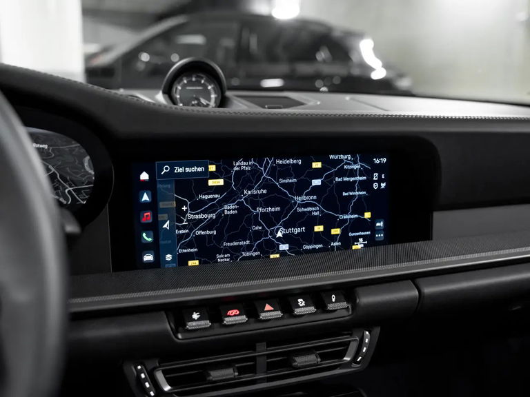 Porsche 992 Carrera 4S