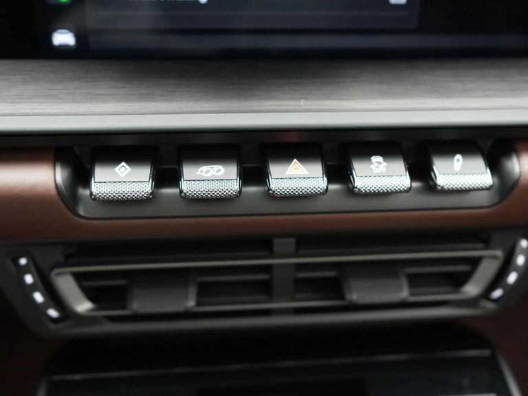 Porsche 992 Carrera 4 GTS