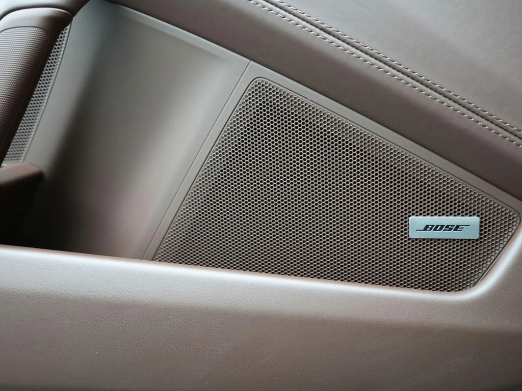 Porsche 992 Carrera 4 GTS