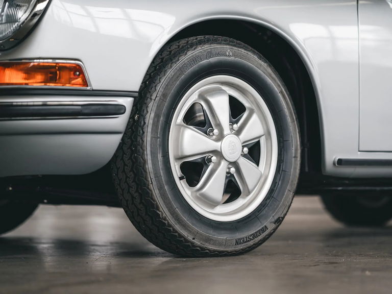 Porsche 911 S (F-Modell)