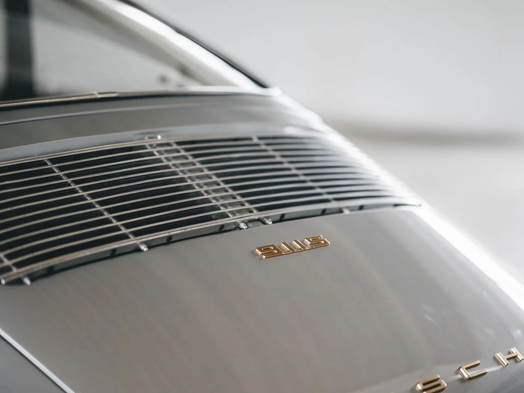 Porsche 911 S (F-Modell)