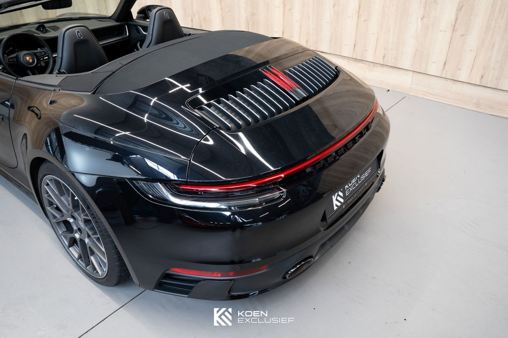 Porsche 992 Carrera 4S