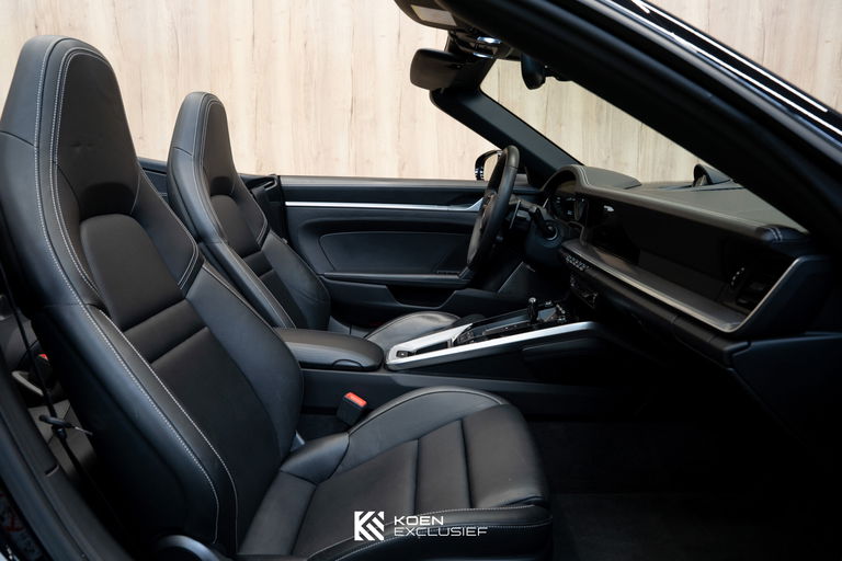 Porsche 992 Carrera 4S