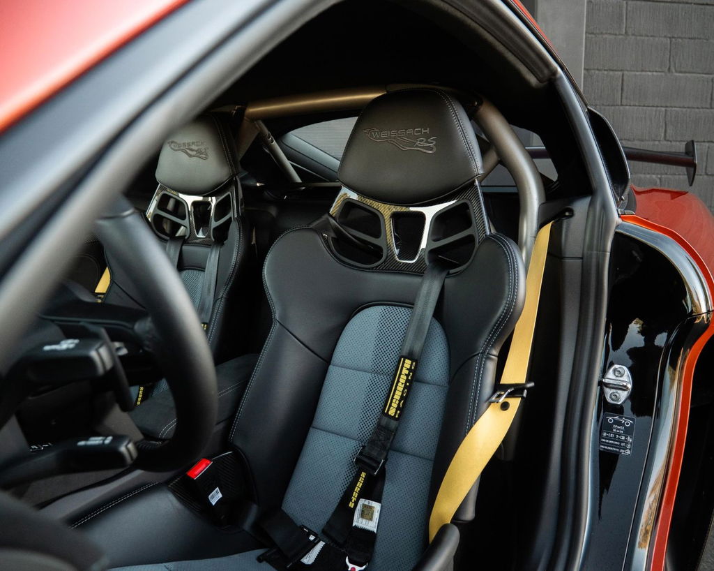 Porsche 718 Cayman GT4 RS