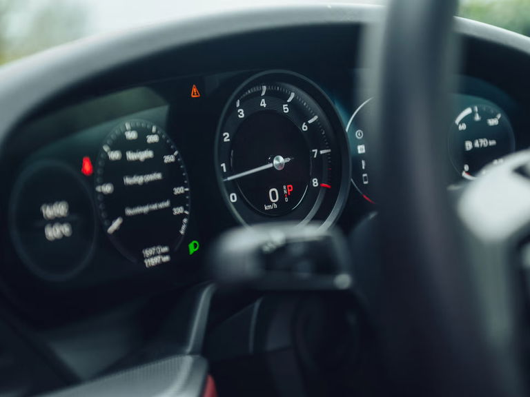 Porsche 992 Carrera 4