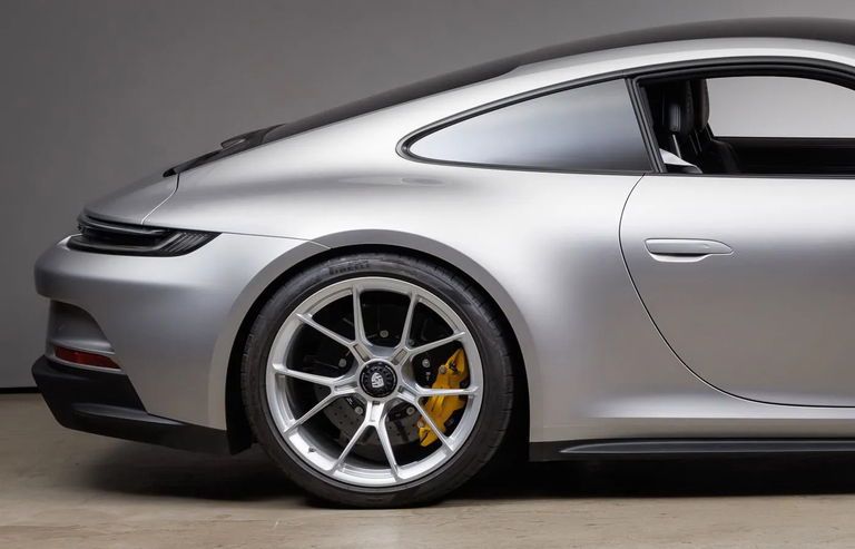 Porsche 992 GT3 Touring