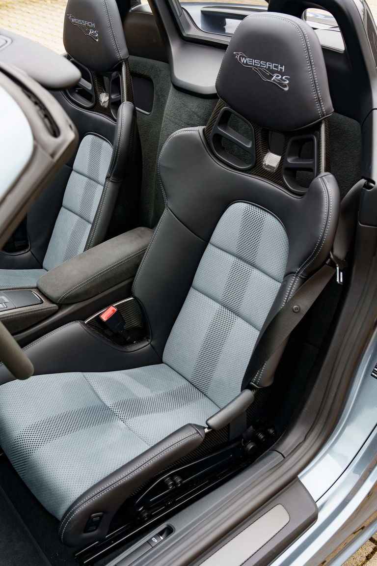 Porsche 718 Spyder RS