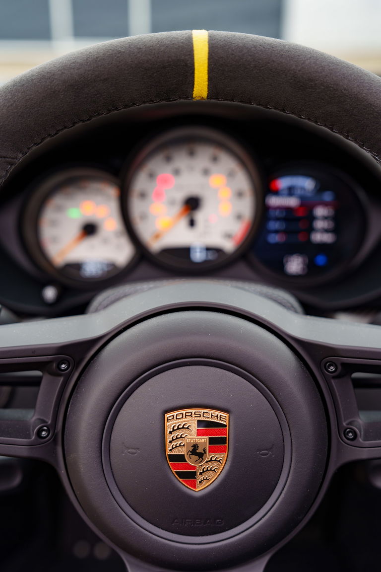 Porsche 718 Spyder RS