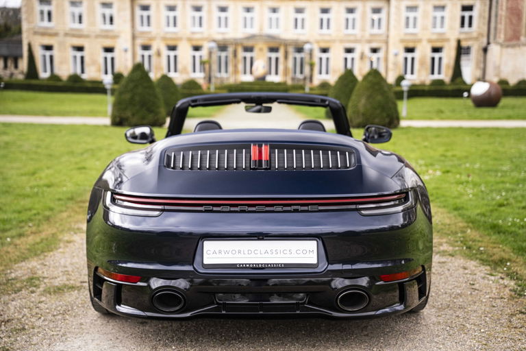 Porsche 992 Carrera 4S