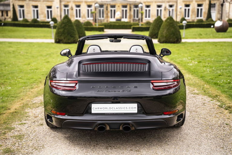 Porsche 991.2 Carrera GTS