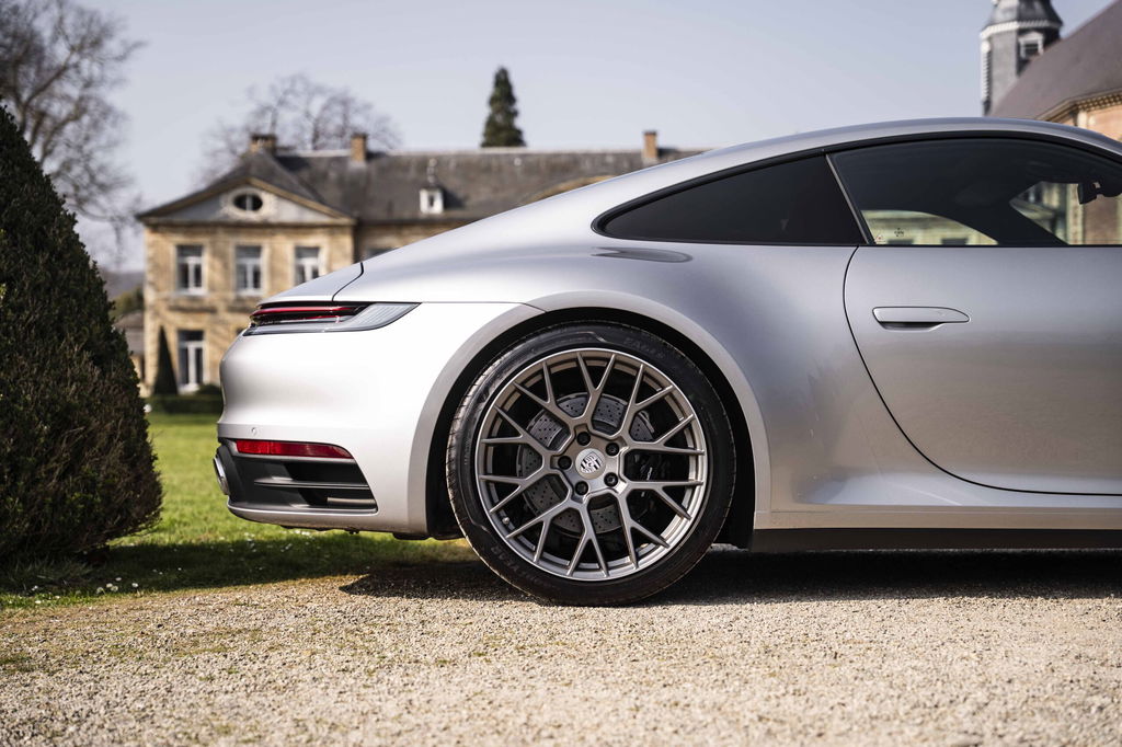 Porsche 992 Carrera 4S