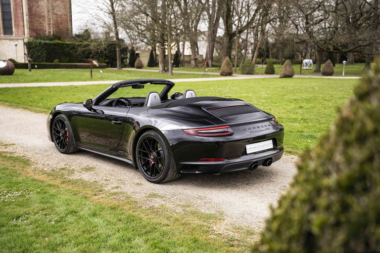 Porsche 991.2 Carrera GTS