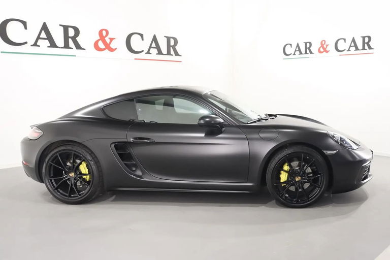 Porsche 718 Cayman
