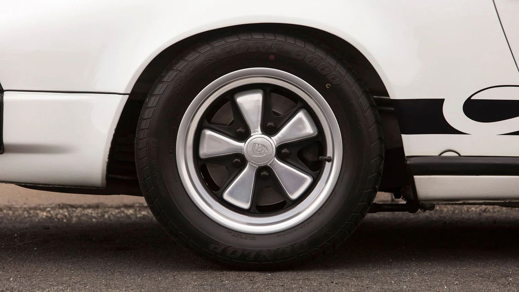 Porsche 911 Carrera 2,7