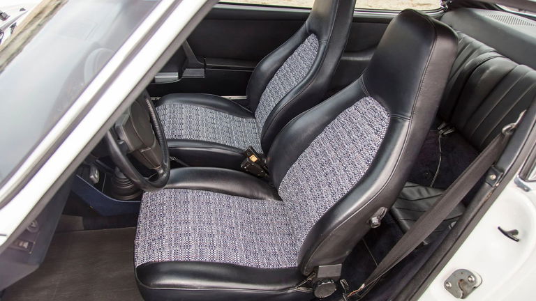 Porsche 911 Carrera 2,7