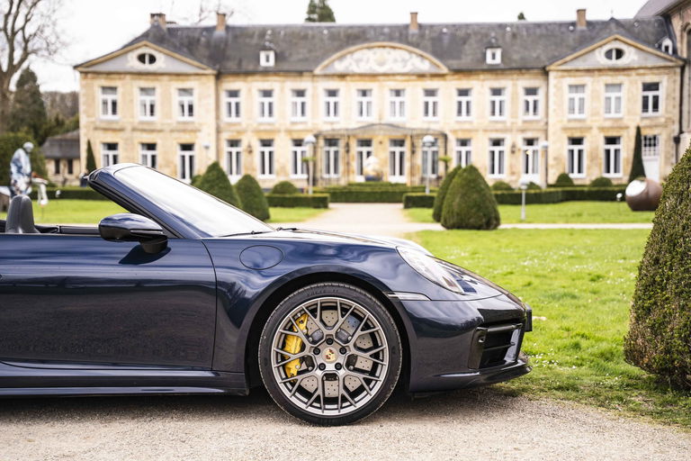 Porsche 992 Carrera 4S