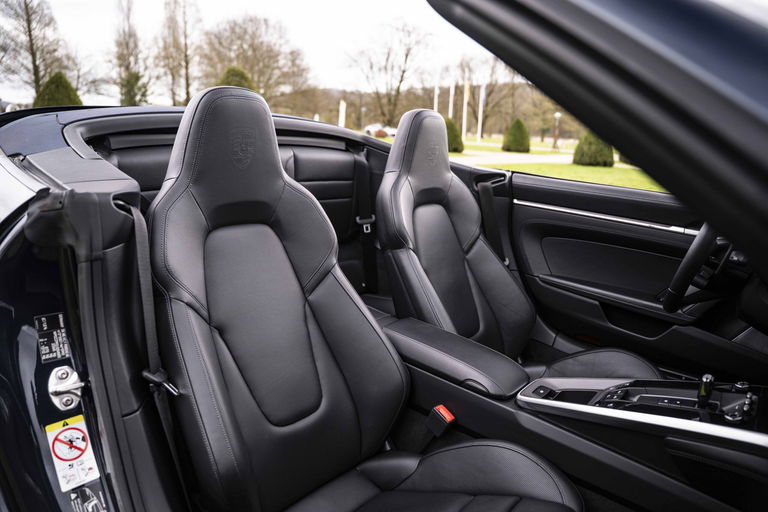 Porsche 992 Carrera 4S