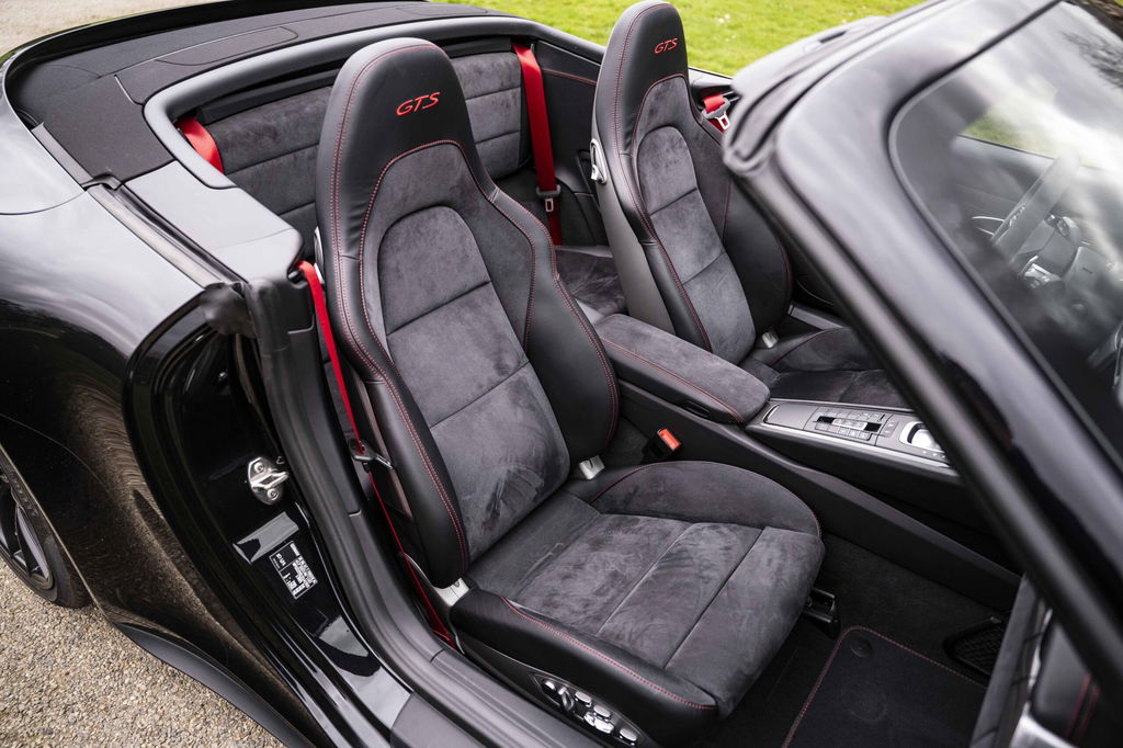 Porsche 991.2 Carrera GTS