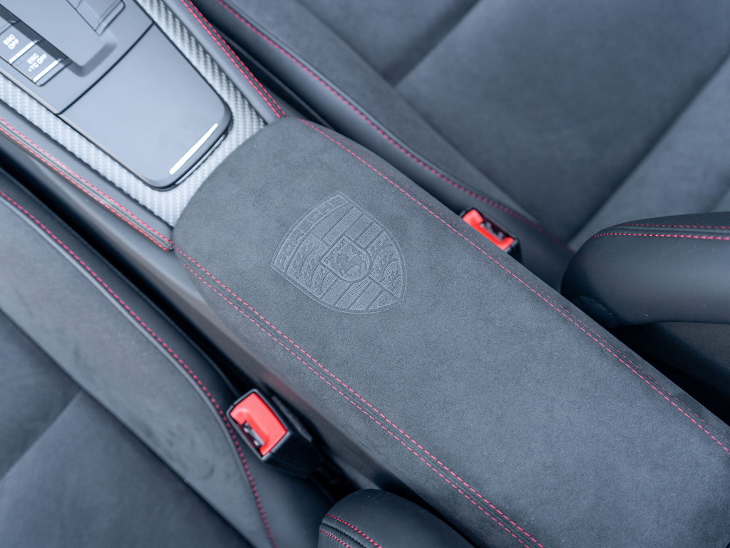 Porsche 718 Spyder RS