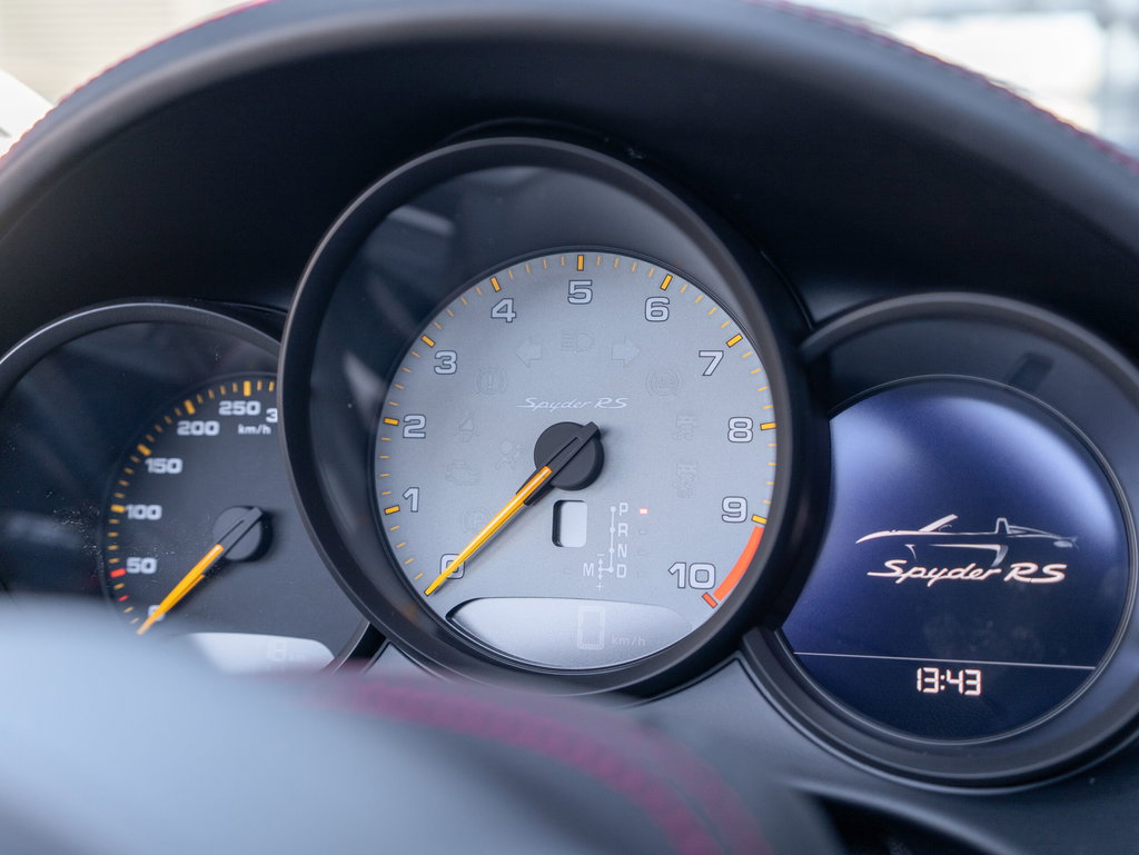 Porsche 718 Spyder RS