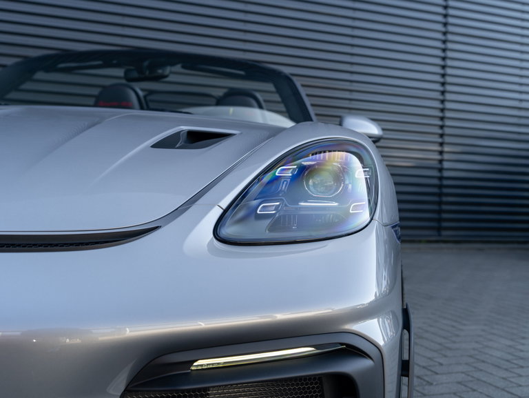 Porsche 718 Spyder RS