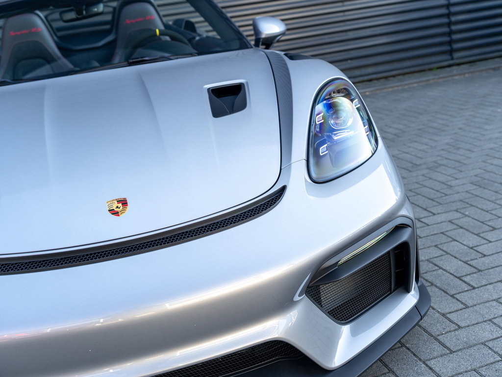 Porsche 718 Spyder RS