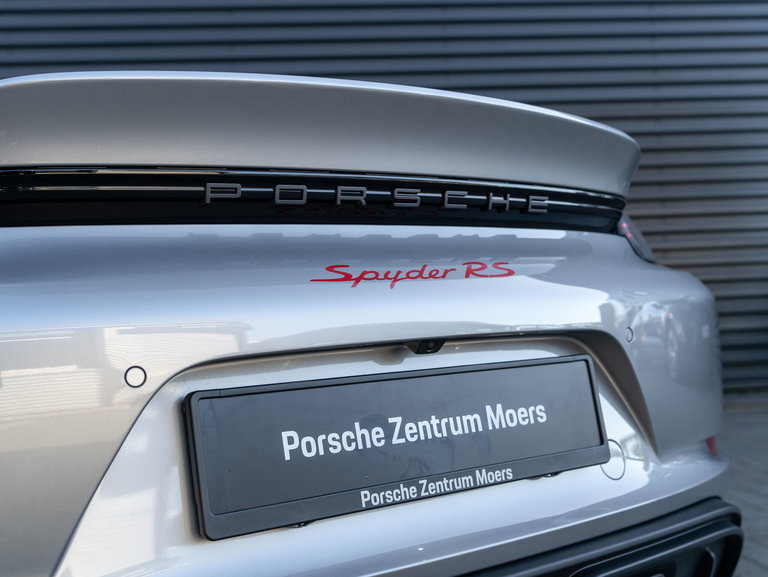 Porsche 718 Spyder RS