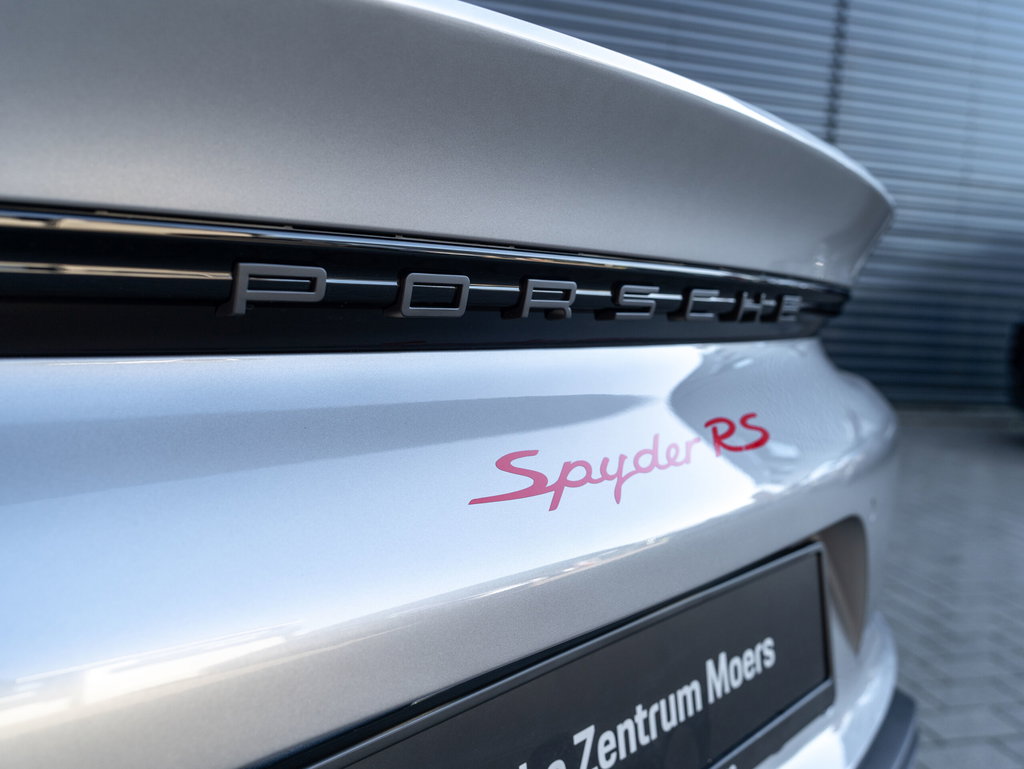 Porsche 718 Spyder RS