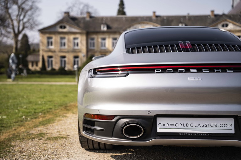 Porsche 992 Carrera 4S