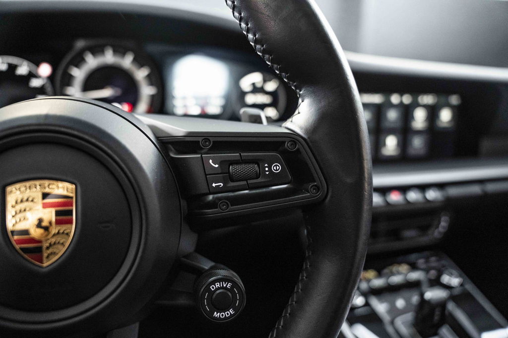 Porsche 992 Carrera 4S