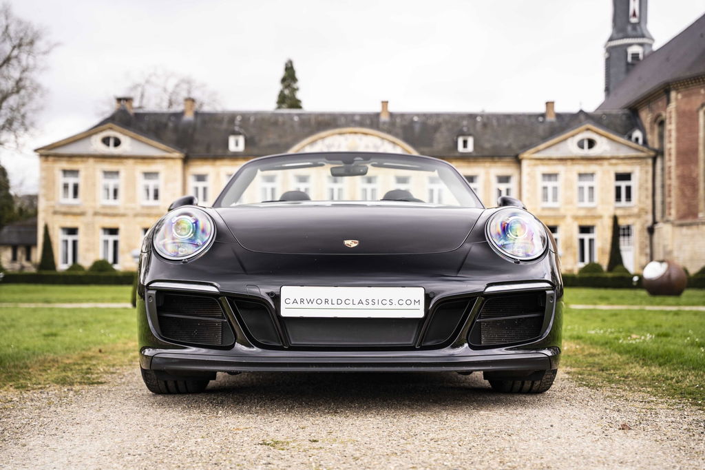 Porsche 991.2 Carrera GTS