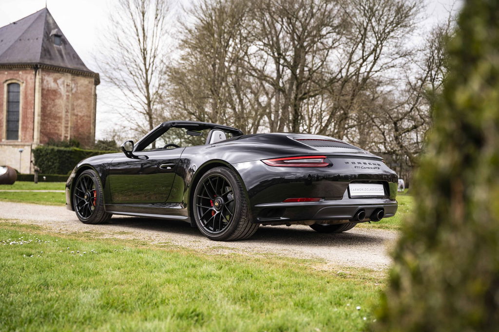 Porsche 991.2 Carrera GTS