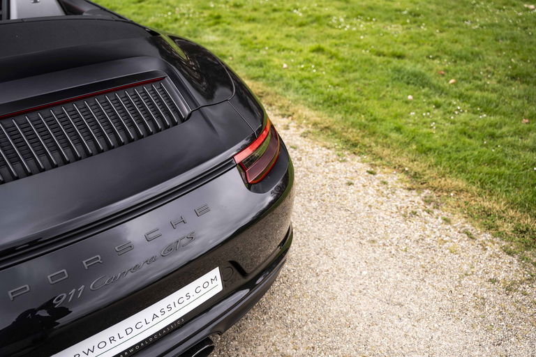 Porsche 991.2 Carrera GTS