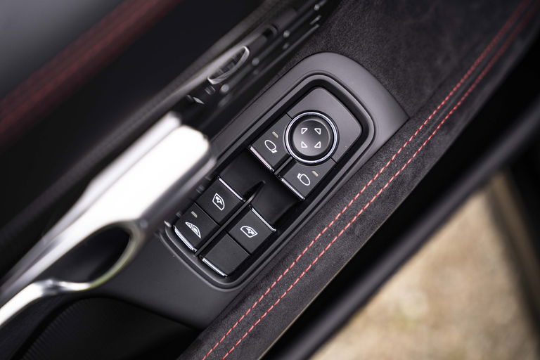 Porsche 991.2 Carrera GTS