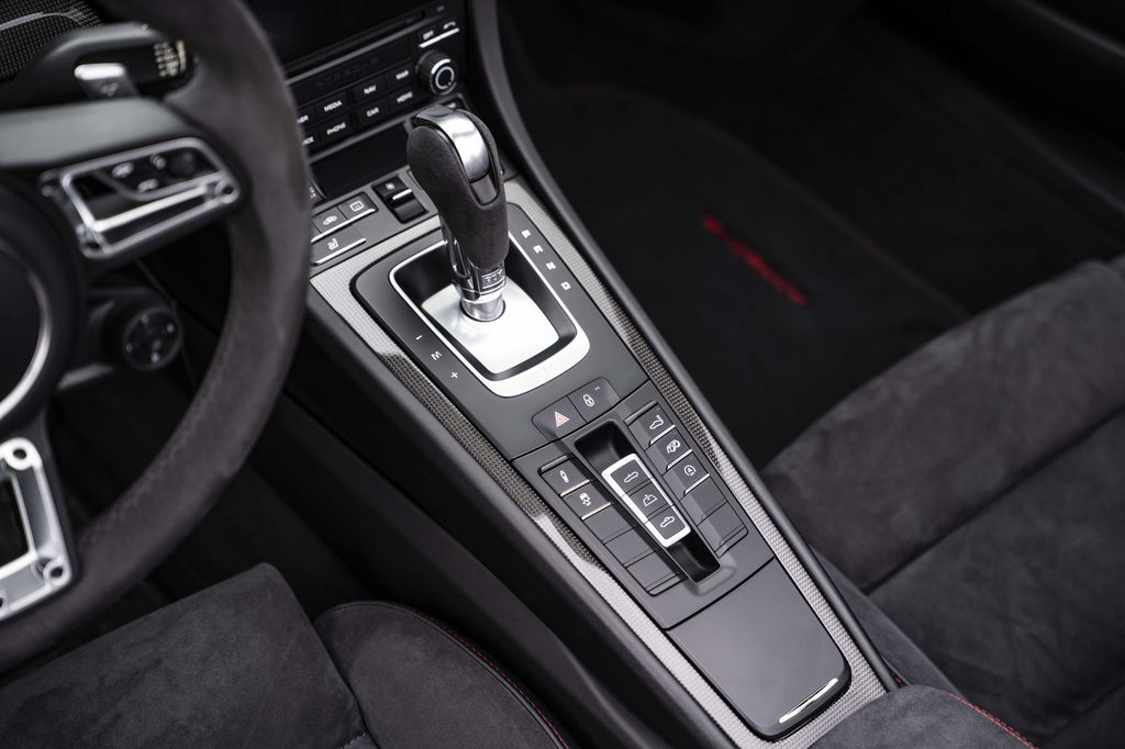 Porsche 991.2 Carrera GTS