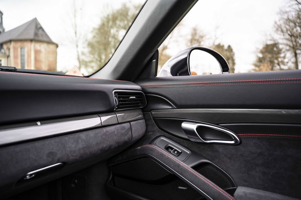 Porsche 991.2 Carrera GTS