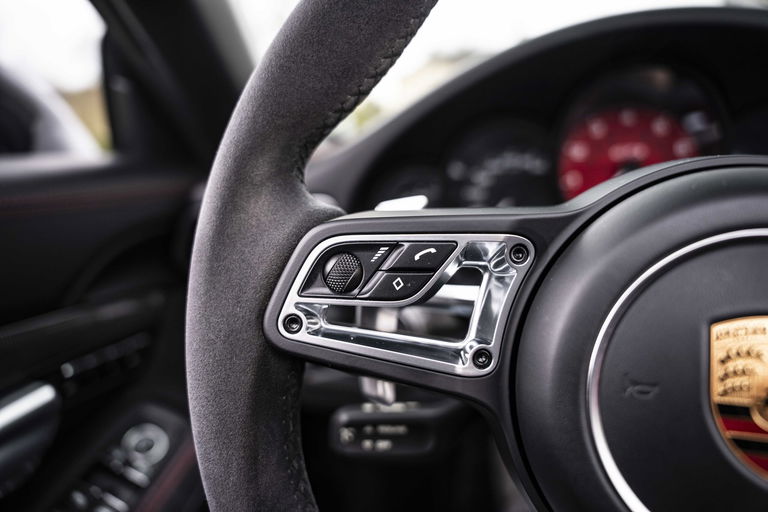 Porsche 991.2 Carrera GTS