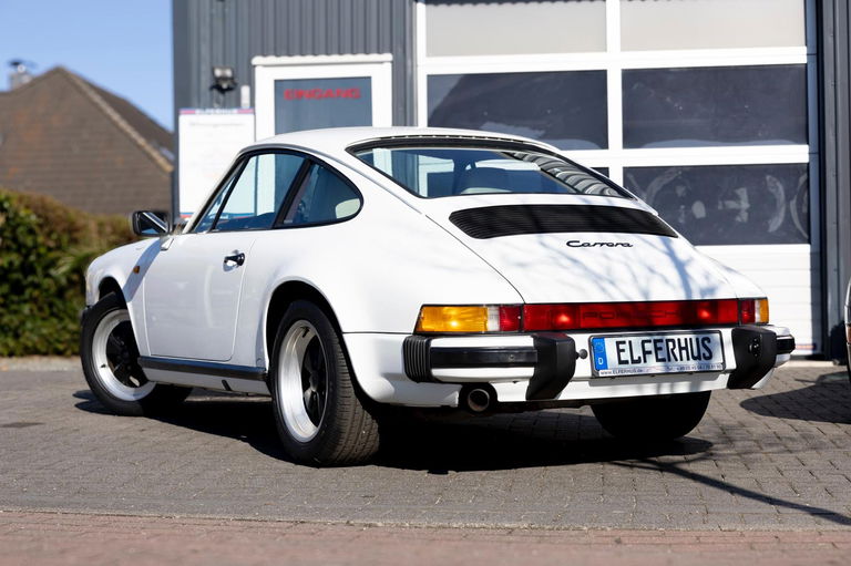 Porsche 911 Carrera 3.2