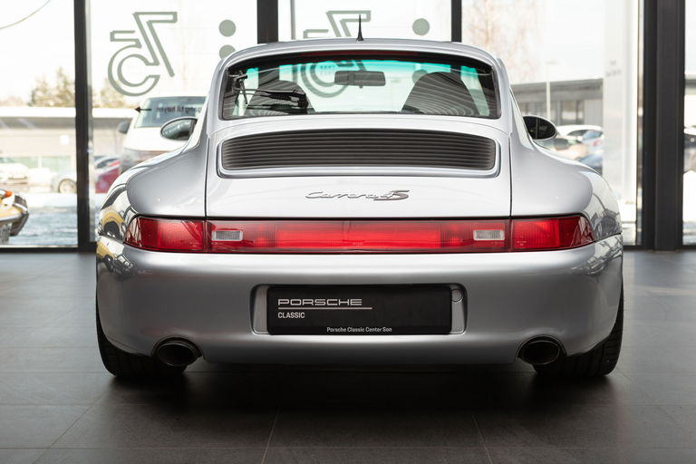 Porsche 993 Carrera 4S