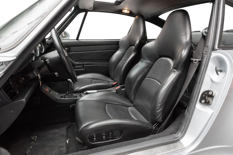 Porsche 993 Carrera 4S