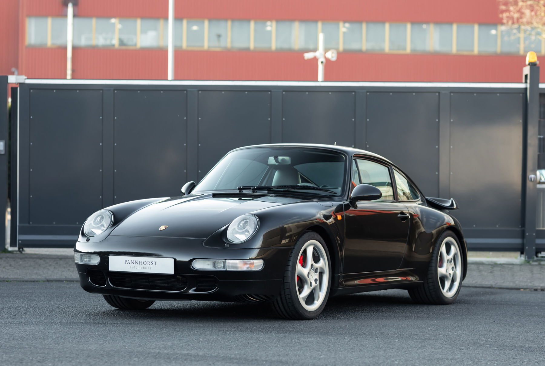 Porsche 993 Turbo for sale - Elferspot - The Marketplace for