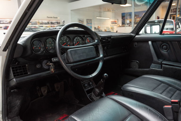 Porsche 911 Turbo 3.3