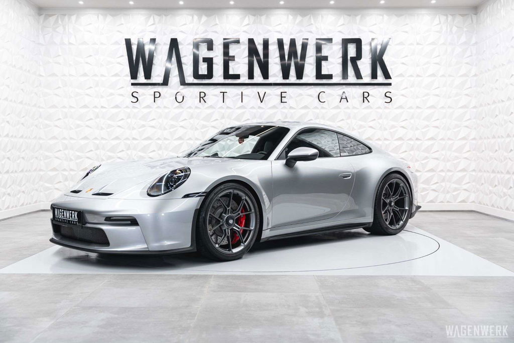 Porsche 992 GT3 Touring