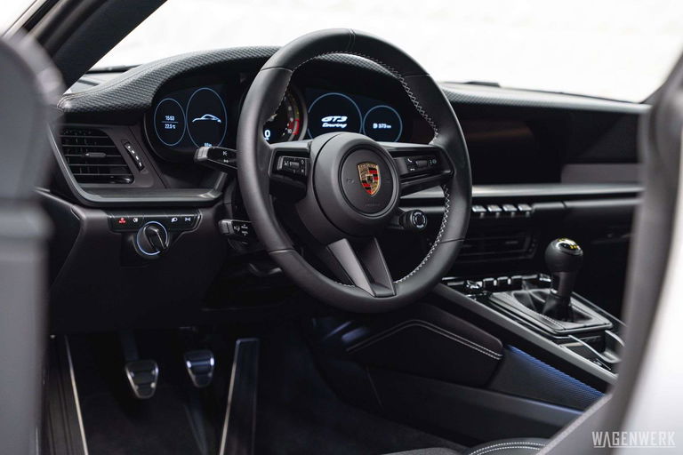 Porsche 992 GT3 Touring