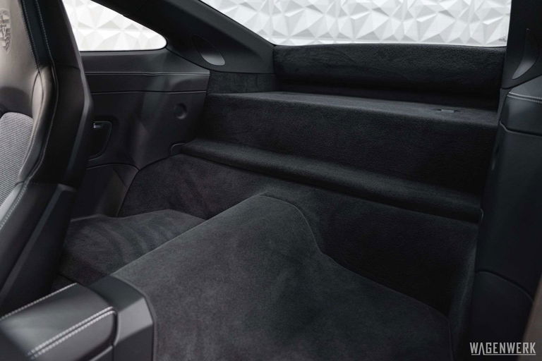 Porsche 992 GT3 Touring