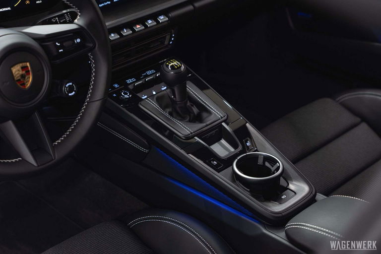 Porsche 992 GT3 Touring