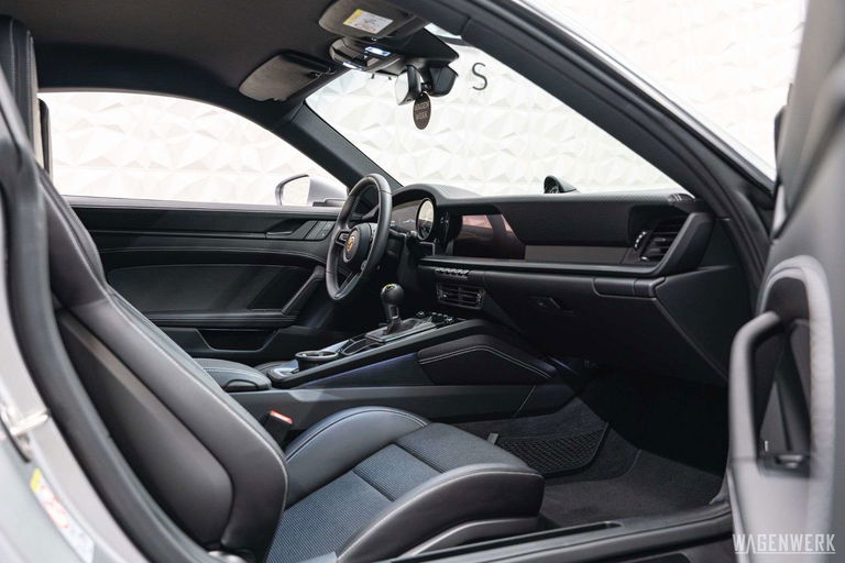 Porsche 992 GT3 Touring